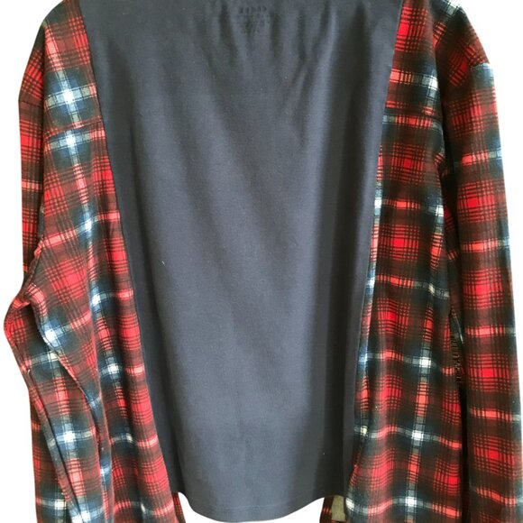 Reworked Flannel Shirt, Size M-L: Upcycled Oversized "Y'All Ain't Right" Graphic - Picture 7 of 11